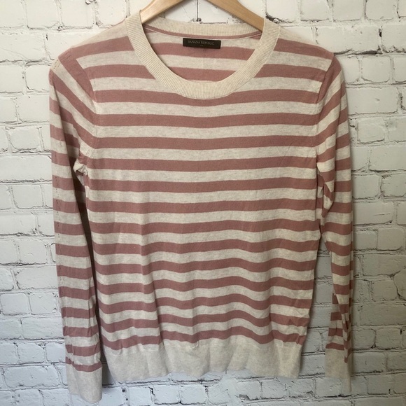 Banana Republic Tops - BANANA REPUBLIC Long Sleeve Top Size Medium